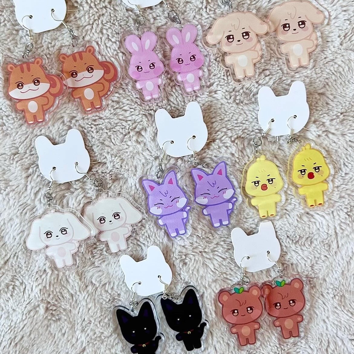 ateez aniteez acrylic earrings!